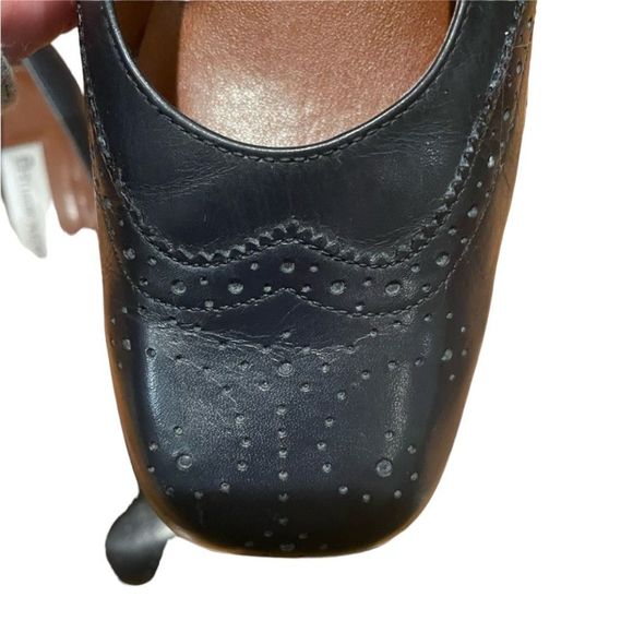 Etienne Aigner Pumps - Picture 3 of 6